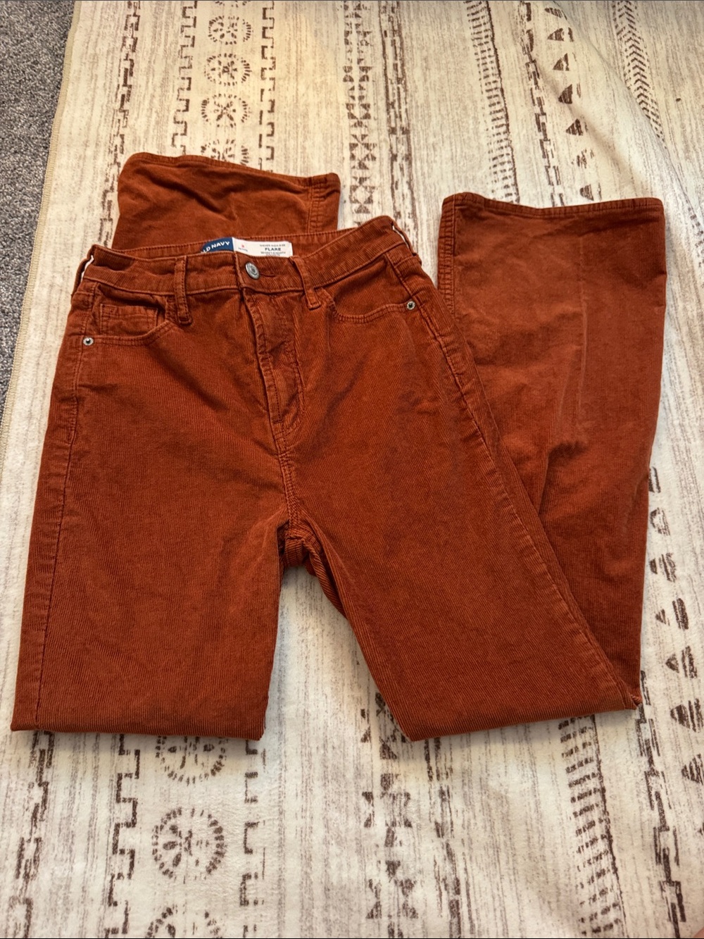 Old Navy Women’s flare Corduroy Jeans in Burnt Orange